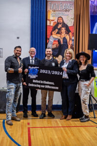Group photo of Jame Price with Jennifer Dubeau, Wayne Daly and Twin Flames